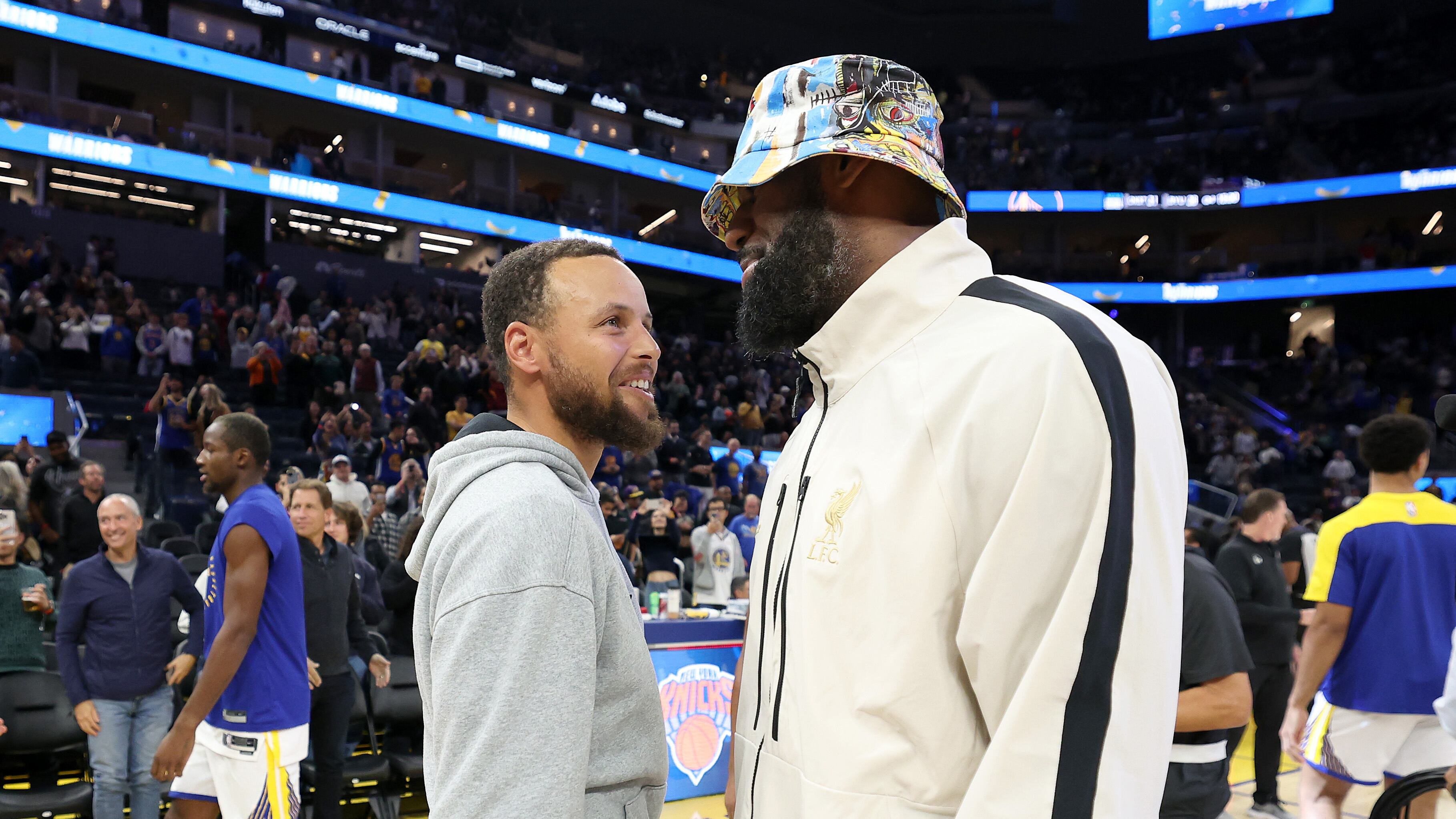 Stephen Curry y LeBron James / Getty