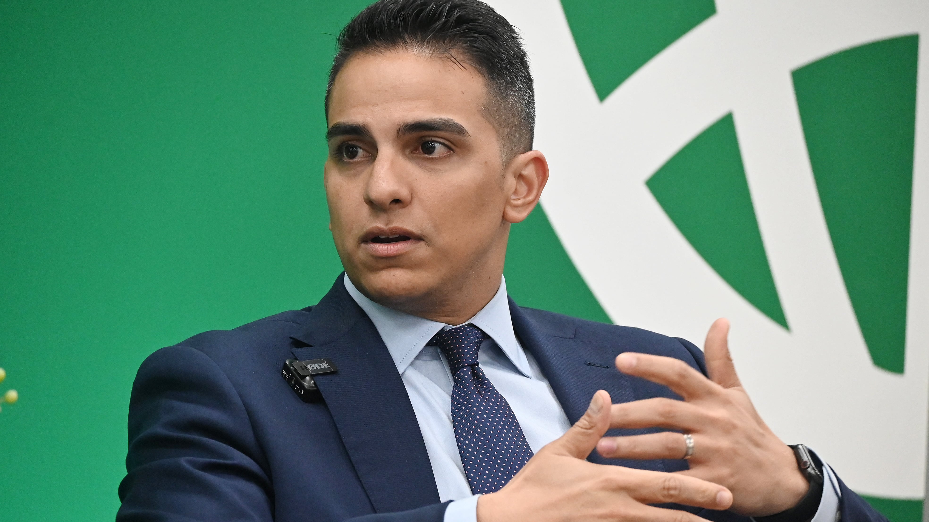 Secretario del Departamento de Hacienda, Ángel Pantoja Rodríguez.