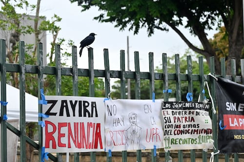 Río Piedras se mantiene en huelga: estudiantes niegan persecución política hacia la presidenta