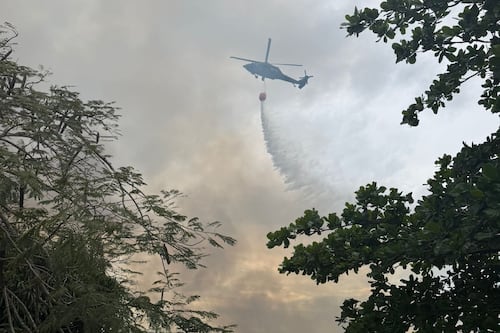 Guardia Nacional activa apoyo aéreo para combatir incendios en Vega Baja