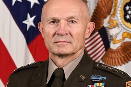 Destituyen al jefe del Estado Mayor de EE.UU. en plena guerra de Irán