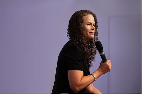 Nueva presidenta de LUMA sostiene reunión con la gobernadora sobre sistema eléctrico