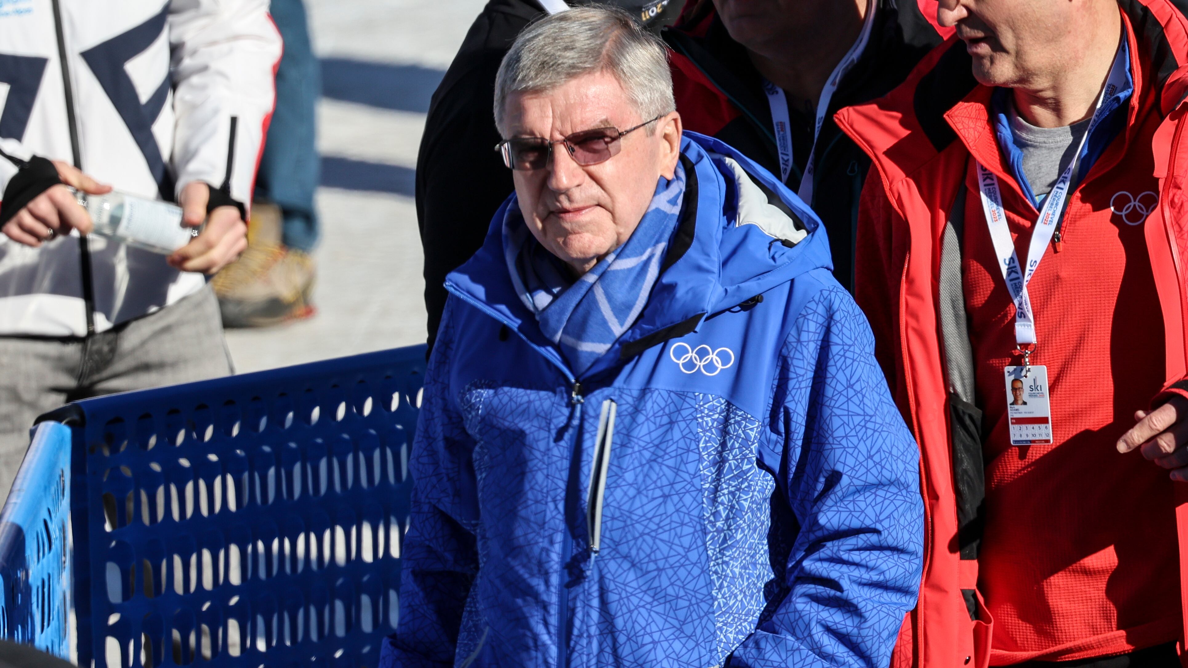 Presidente del COI, Thomas Bach, quiere dar resolución a atletas rusos ante amenazas de boicot en Paris 2024