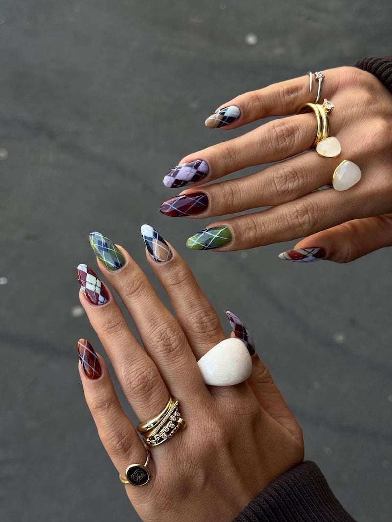 Diseños preppy: cuadros y rayas escocesas