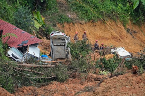 Muertes por deslave en Malasia aumentan a 23; reportan 10 desapariciones