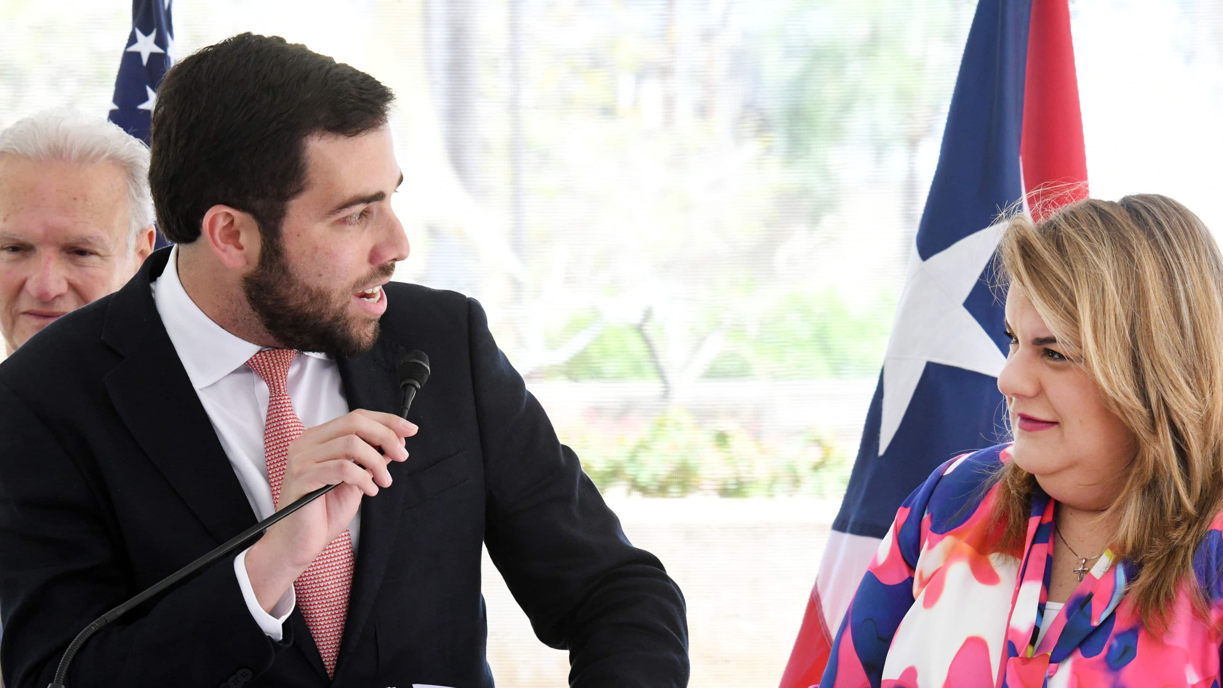 Sebastián Negrón Reichard, Secretario del DECC