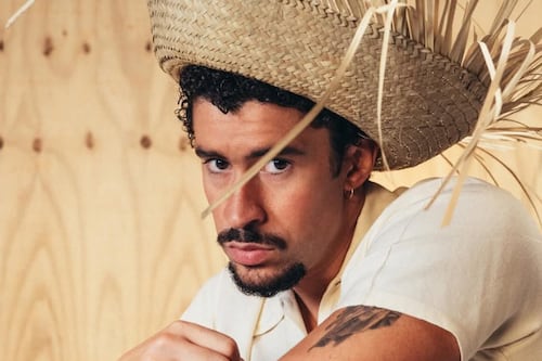 Bad Bunny y Karol G se presentarán en los Latin Grammy