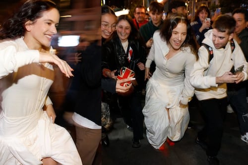 Así es como Rosalía corrió por las calles de Madrid para anunciar su más reciente disco ‘Lux’