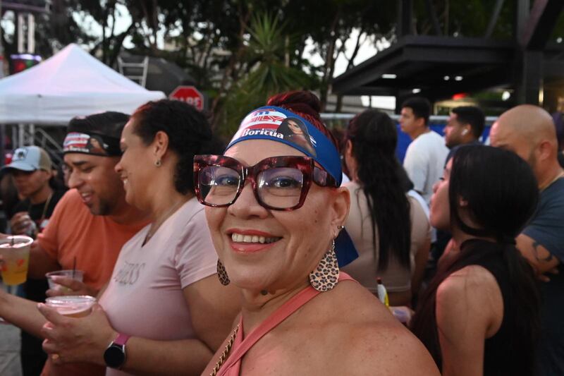 Boricuas ven La Casa de los Famosos