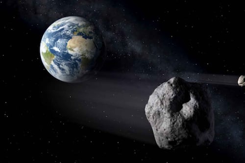 NASA dispara señales de radio a un asteroide tras su paso por la Tierra 