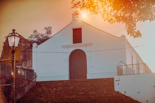 Encuentran enterrada histórica campana del Convento Porta Coeli en San Germán