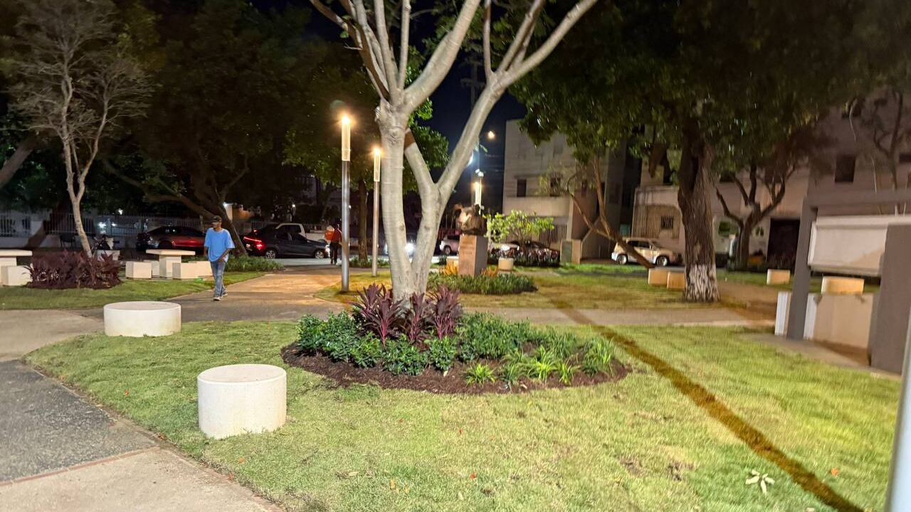 Plaza Rafael Cordero.