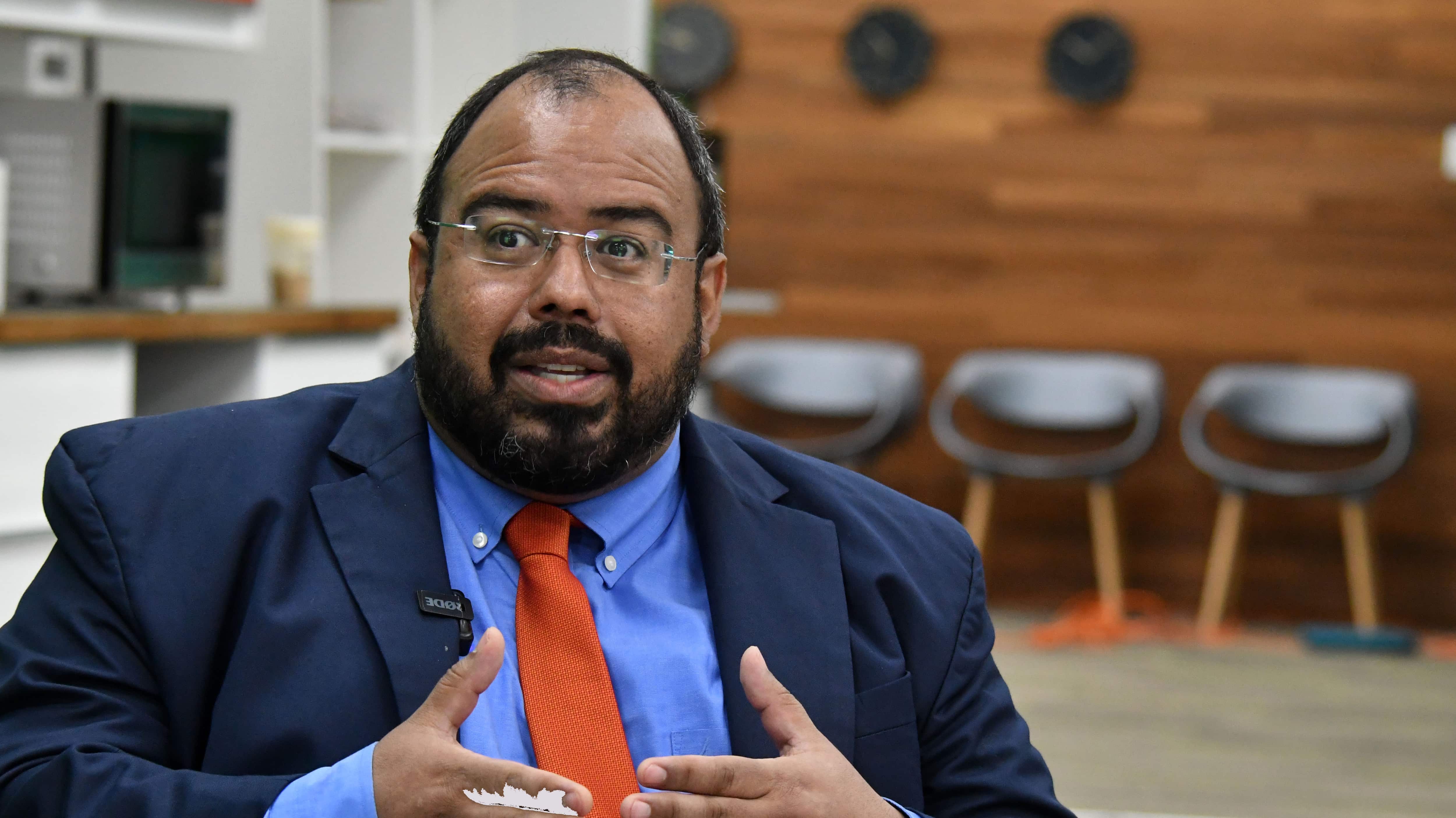 Entrevista al Secretario de Educación, Eliezer Ramos