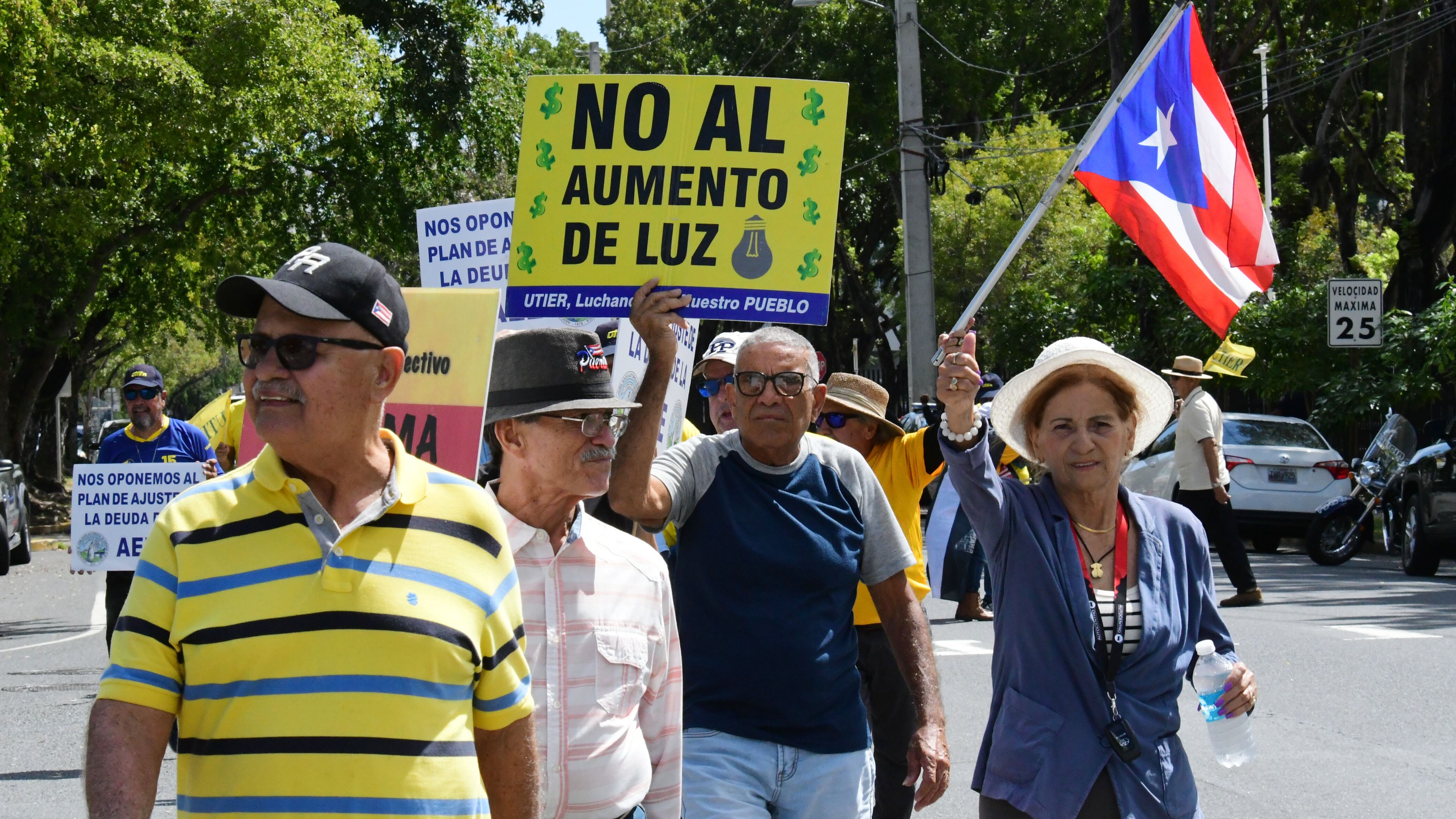 Protesta frente al Tribunal Federal.En contra de la Reestructuració