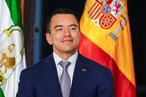 Partidos, dinero y democracia en Ecuador