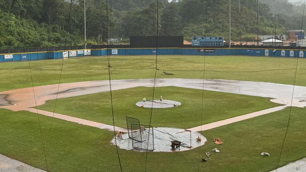 Posponen por lluvia tercer juego de la final