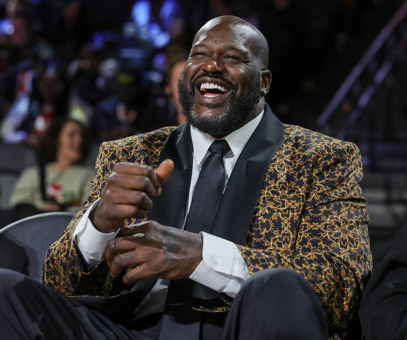 Conocido mundialmente como “Shaq”, es una de las figuras más icónicas en la historia del baloncesto y de la cultura popular. Foto: Getty Images.
