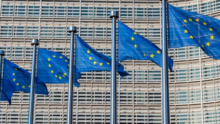 Subrayaron la necesidad de incrementar sanciones contra Moscú, intensificar el apoyo militar y financiero a Kiev, y avanzar en el proceso de adhesión de Ucrania a la Unión Europea.