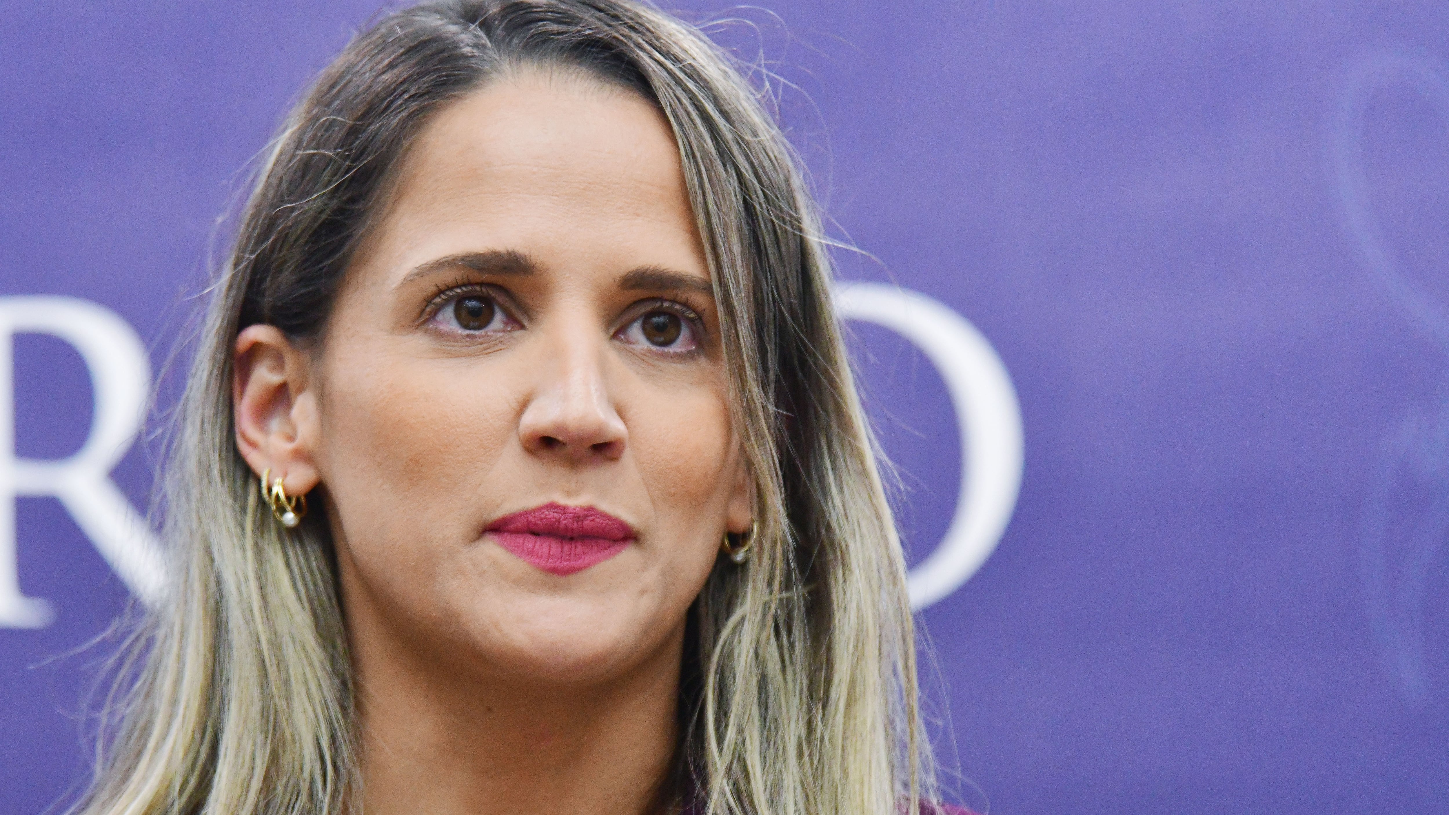 La directora ejecutiva de la Administración de Asuntos Federales de Puerto Rico, Gabriela Boffelli conferencia de prensa sobre el uso de los fondos federales