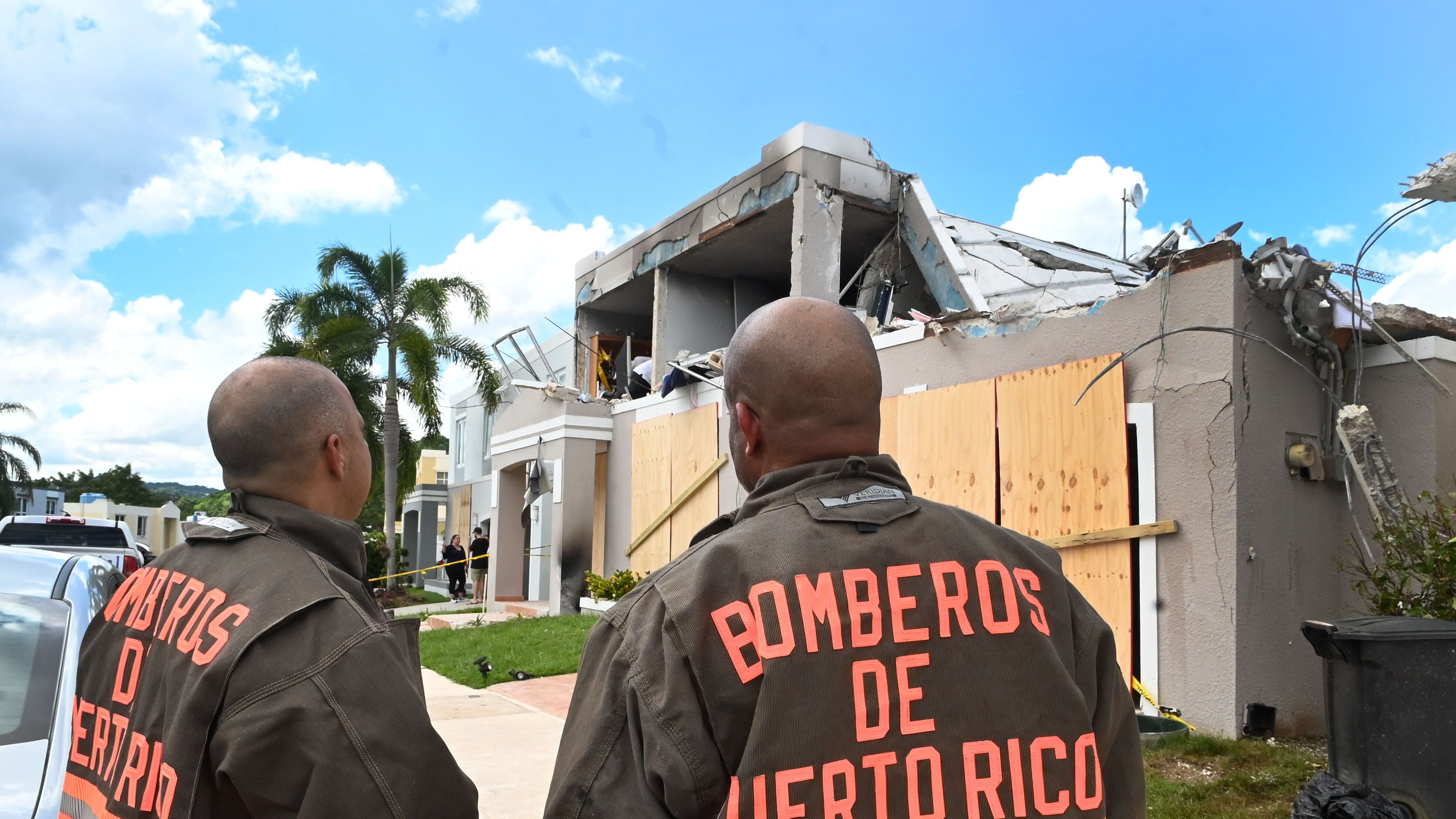 Estallido de una casa en Encantada. Trujillo Alto