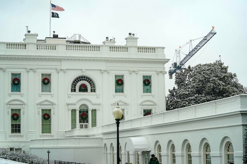 Juez ordena paralizar construcción del “ballroom” de Trump