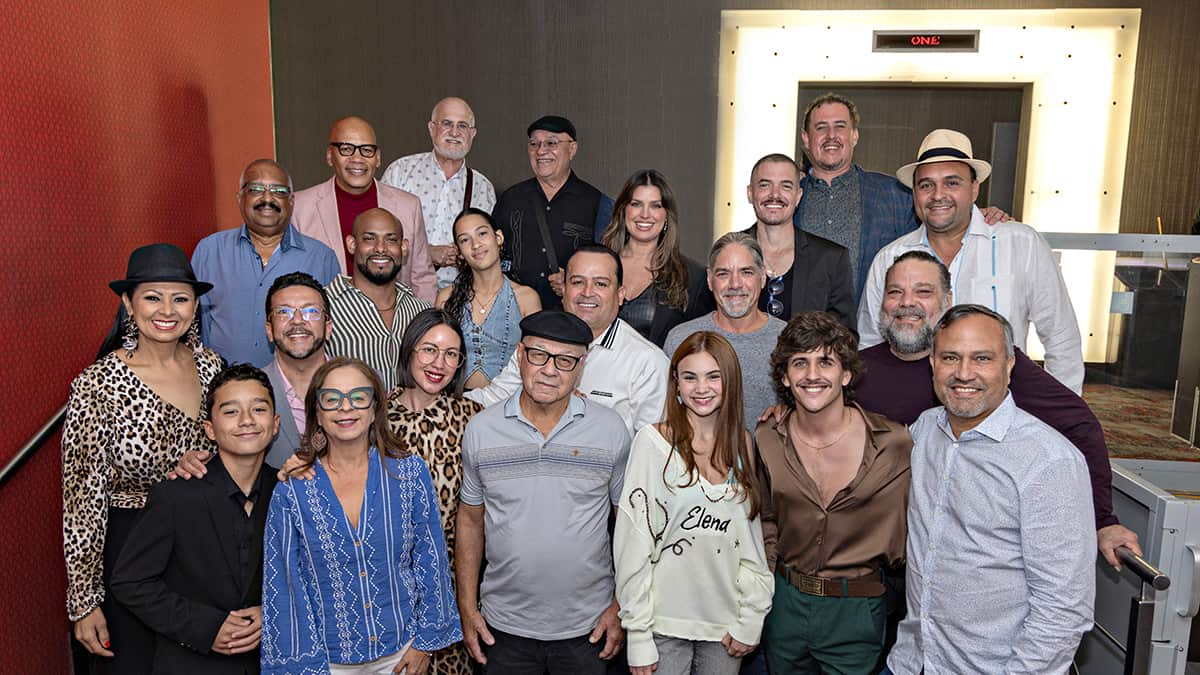 Artistas y producción en Conferencia de prensa