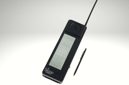 ¿Realmente el primer smartphone de la historia se lanzó en 1994?