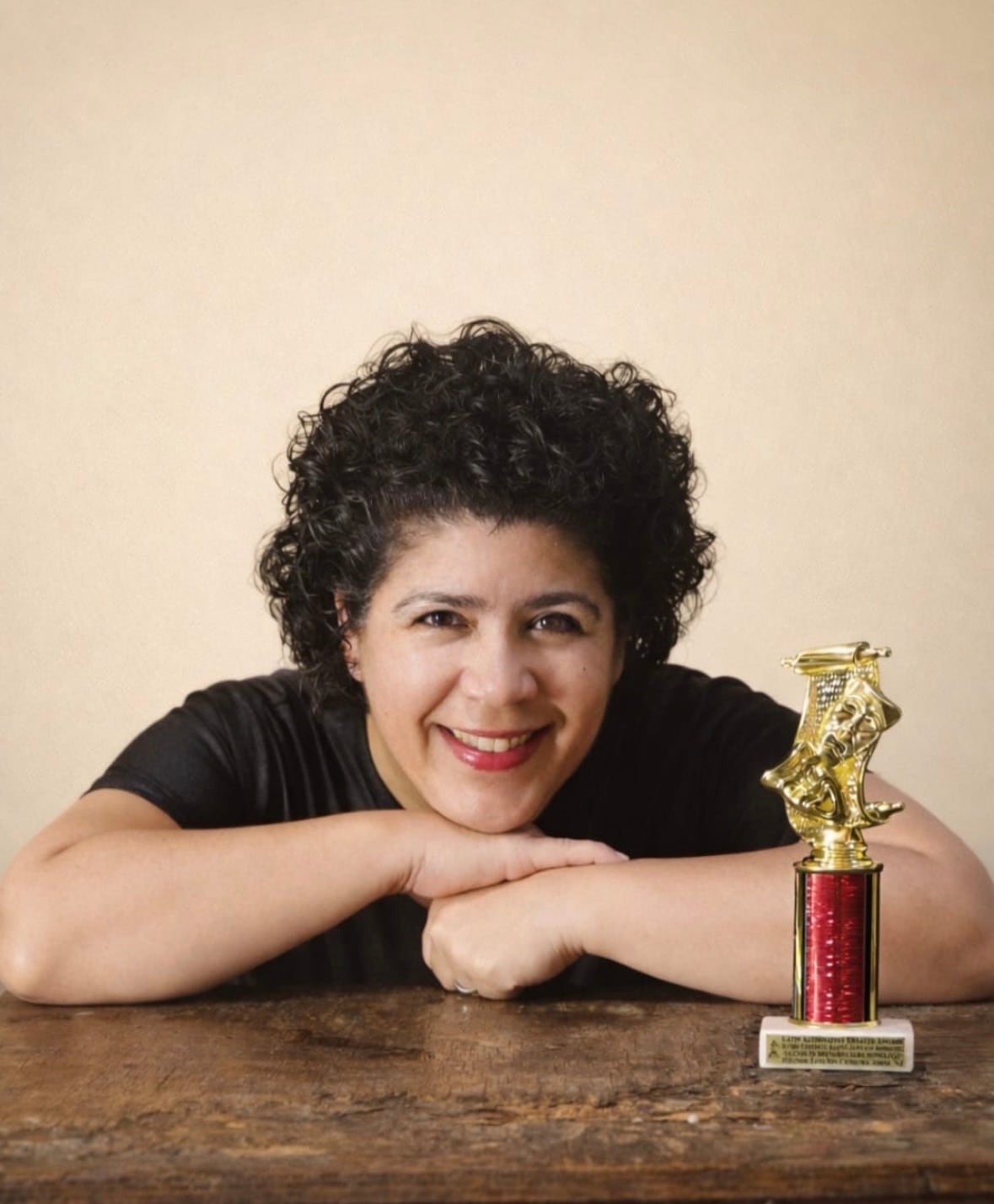 Reconocen a la actriz puertorriqueña Raquel Santiago Rodríguez en los Premios LATA de Nueva York