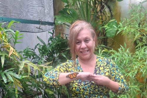 Maestra de Juncos recibe el premio Lucy Gaspar por Excelencia en Educación en Ciencia