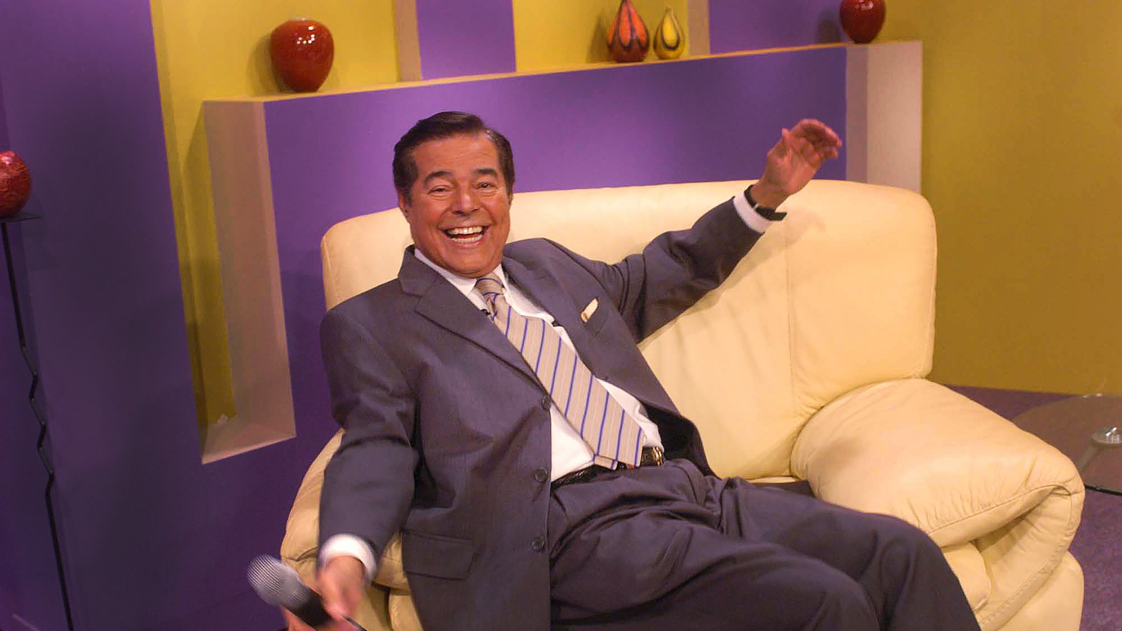 Eddie Miró.