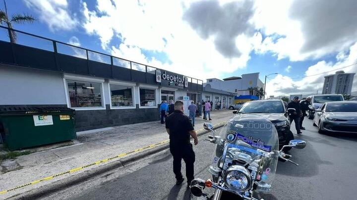 Policía investiga muerte violenta y persona muerta en Caguas.