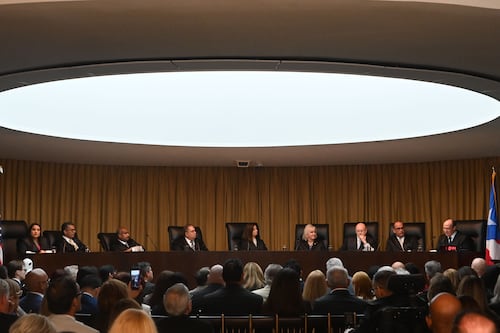 Supremo rechaza intervenir en disputa por acceso de prensa en La Fortaleza