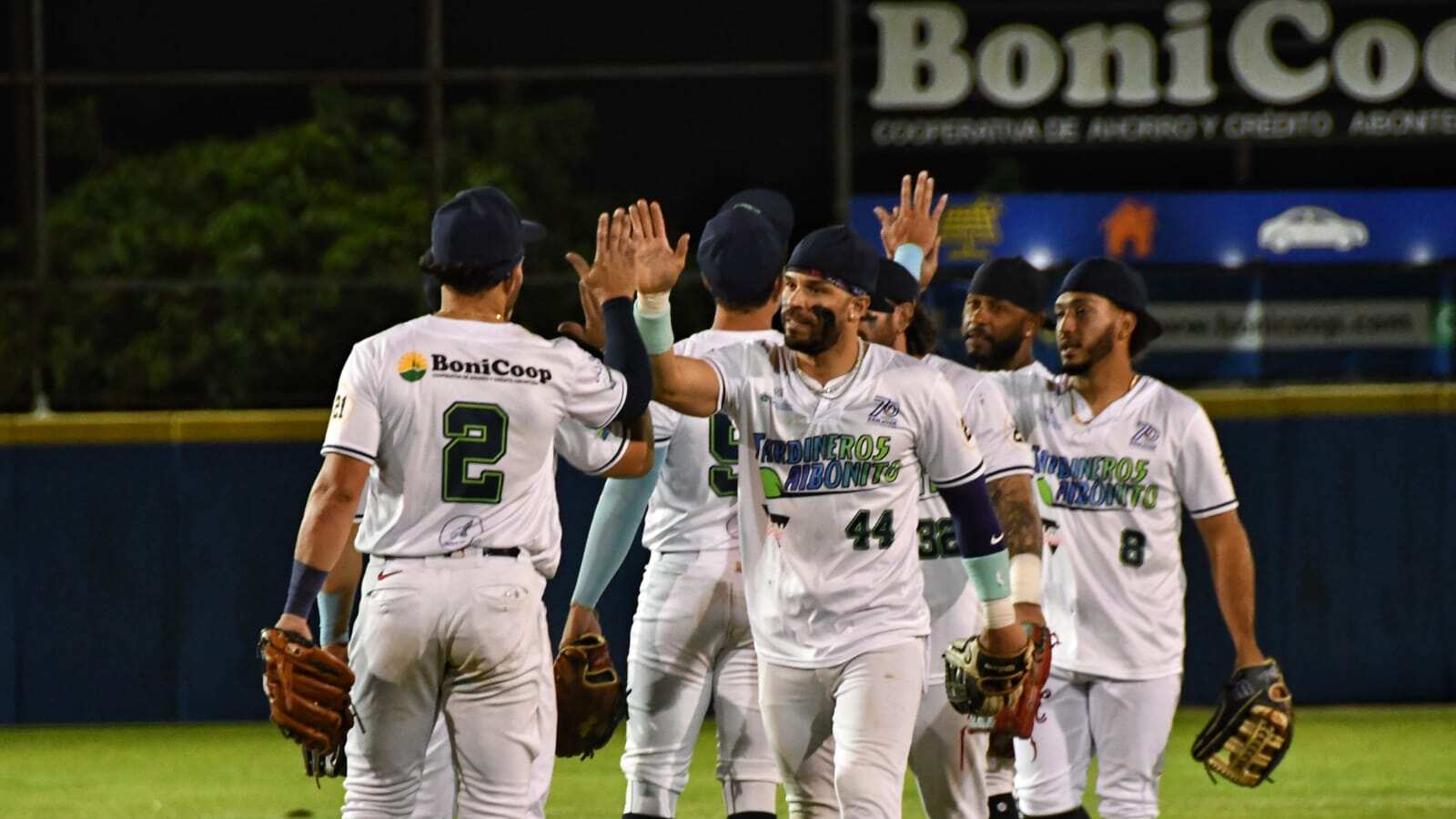 Caciques y Jardineros dominan jornada del miércoles, en la COLICEBA.