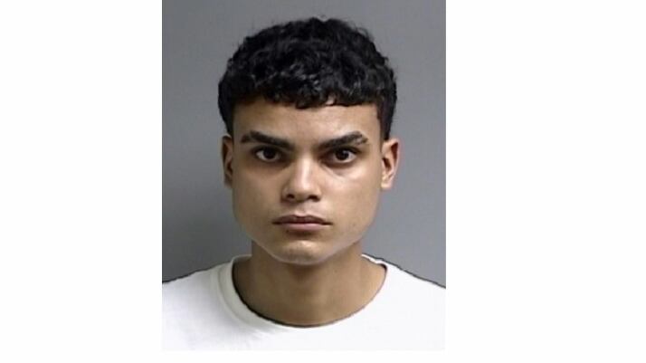 Carlos D. López Carrasco.