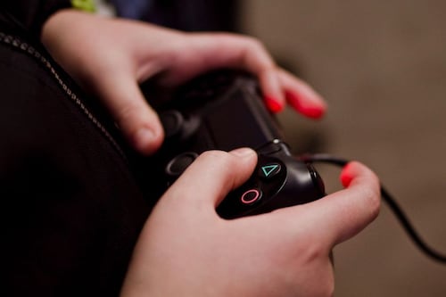 Narcotraficantes usan videojuegos como cebo para reclutar menores de edad 