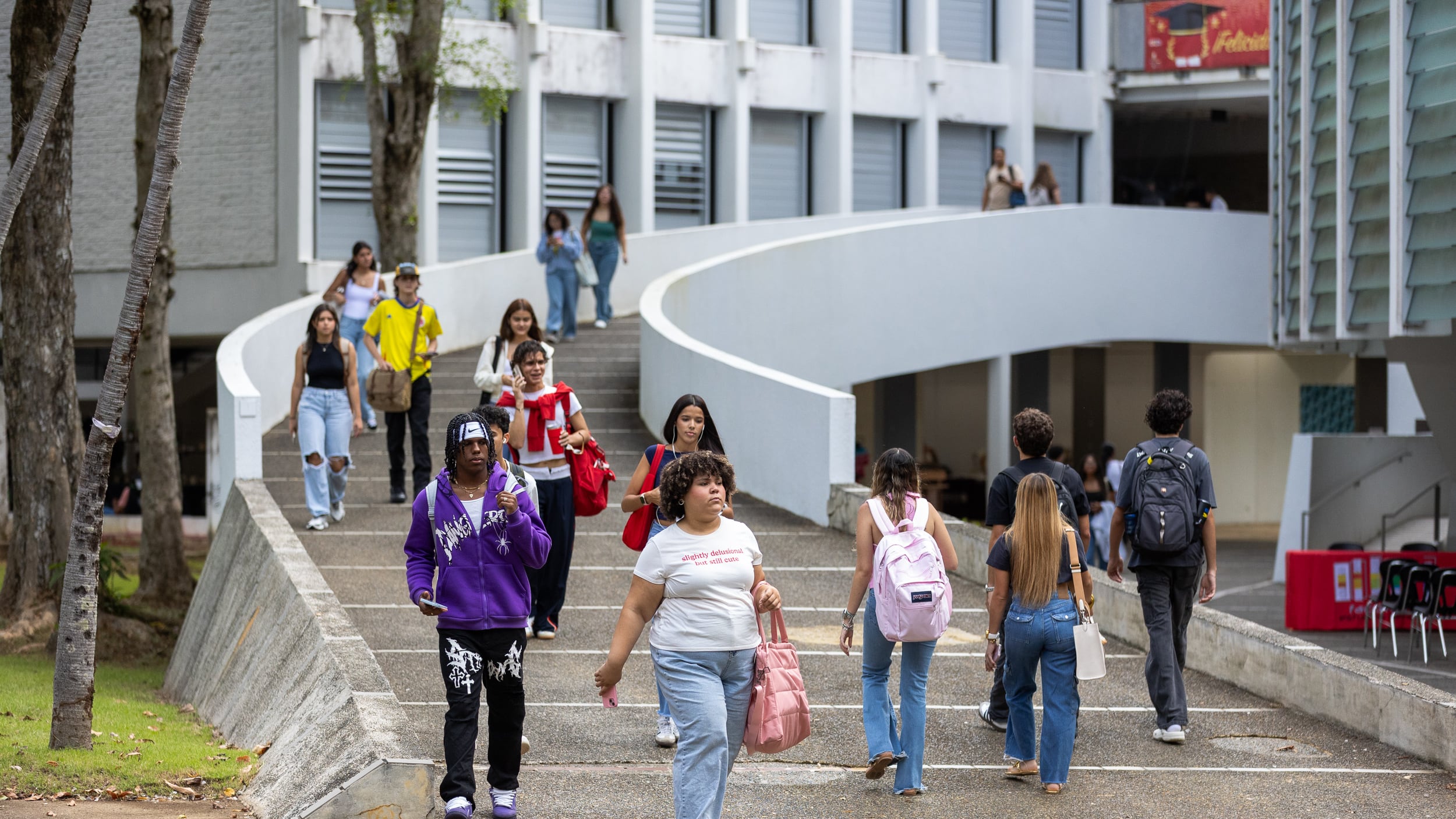 En el inicio del nuevo semestre escolar se registró una matrícula de sobre 12,500 estudiantes en el Recinto de Río Piedras.