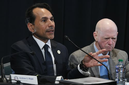 Proceso de permisos, en espera: JSF condiciona cambios contemplados en nueva ley