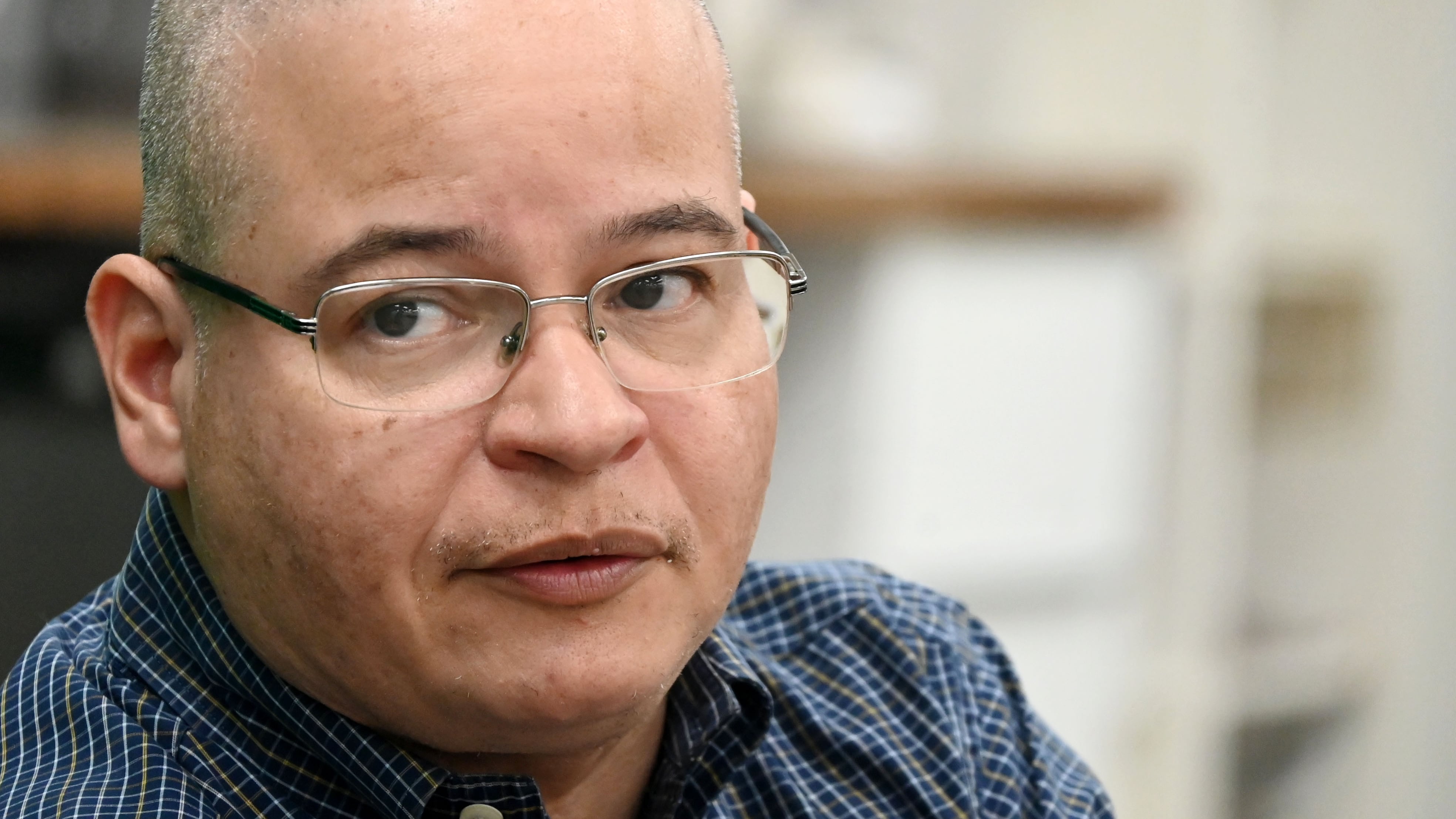 Entrevista al Secretario de Salud, dr. Victor Ramos Otero.