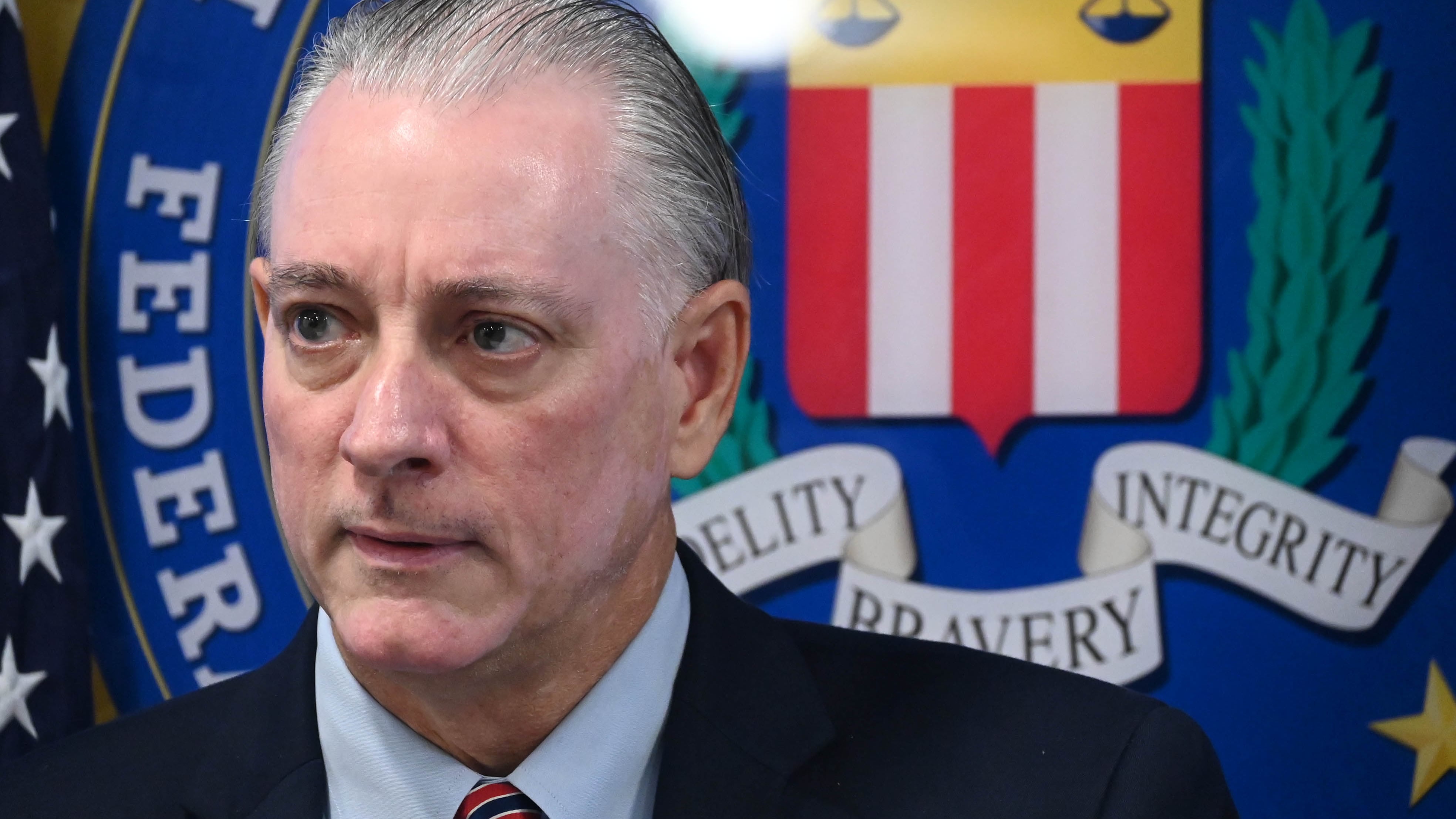 El secretario de Hacienda Angel Pantoja. Conferencia de Prensa sobre esquema de corrupción que se originaba en Hacienda.