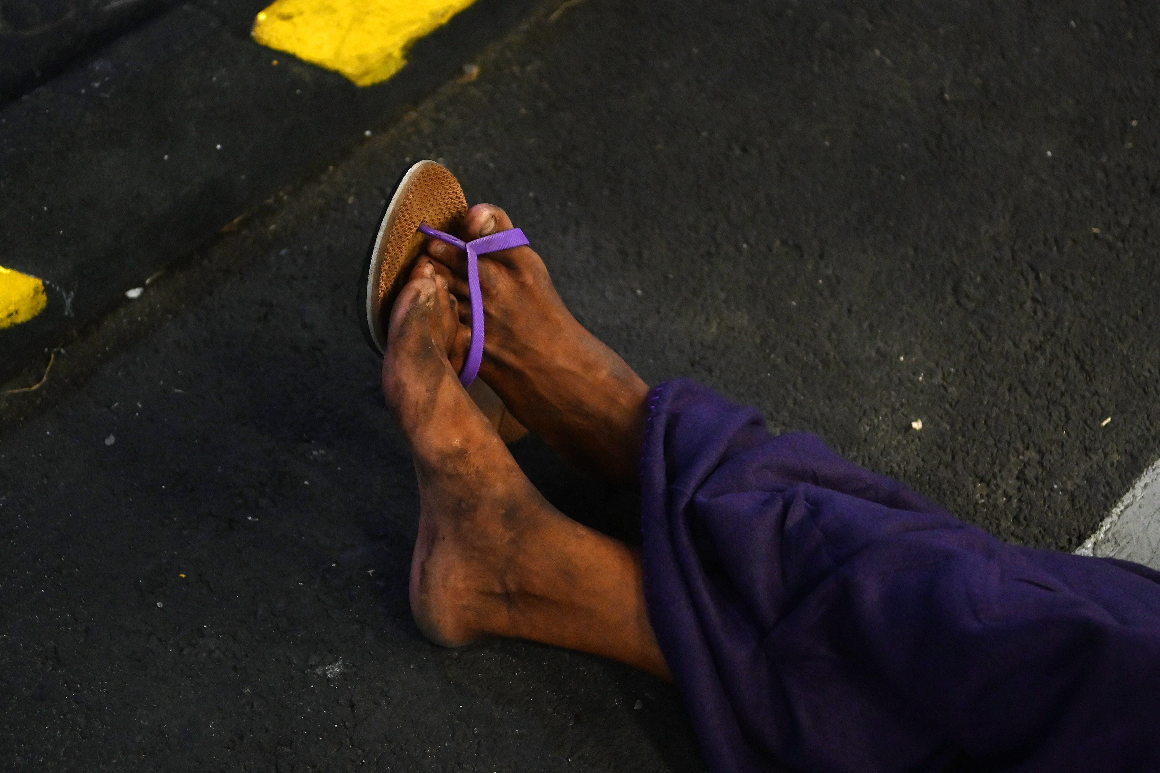 Ronda de servicios de Iniciativa Comunitaria a la población sin techo, en Rio Piedras. Metro PR 6 de septiembre de 2024