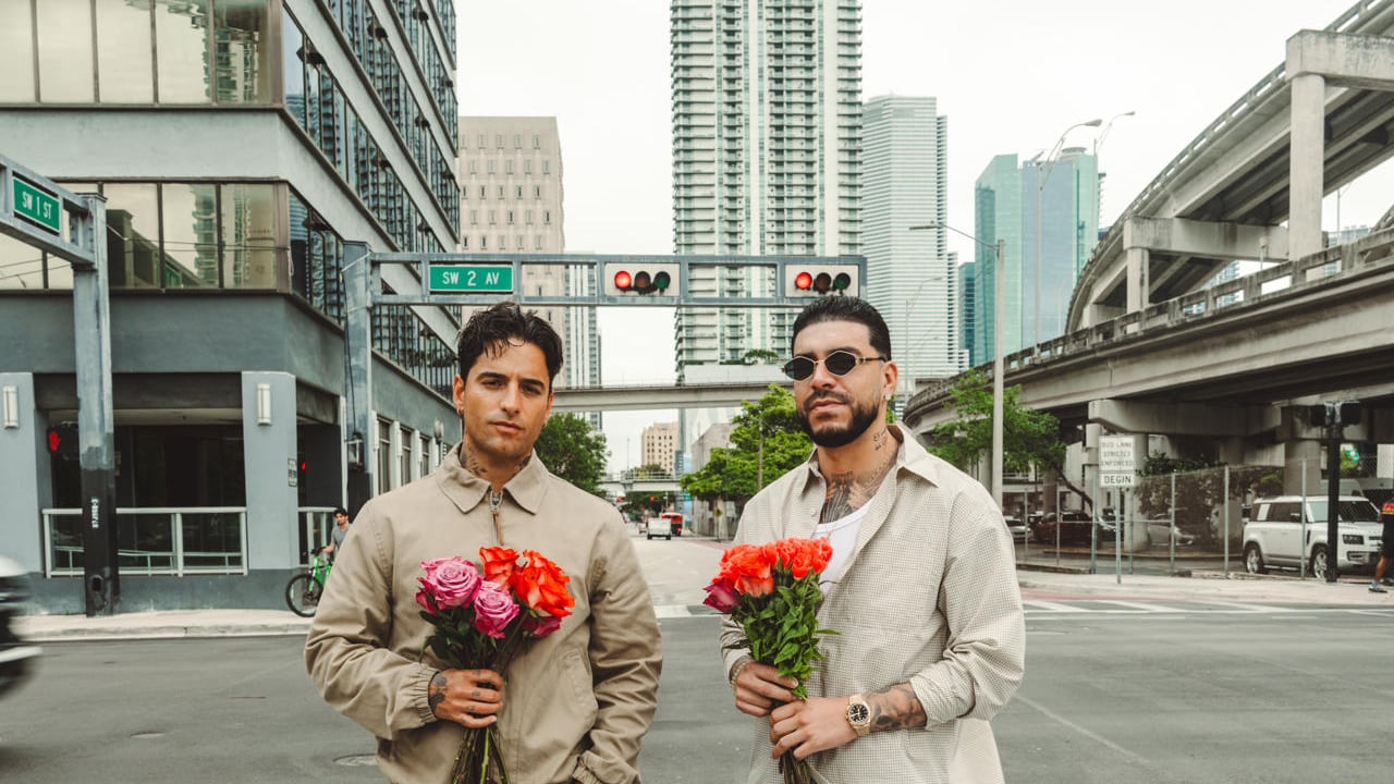 Estrellas como Bunbury, Thalía, Maluma y Alejandro Fernández encabezan la nueva música latina