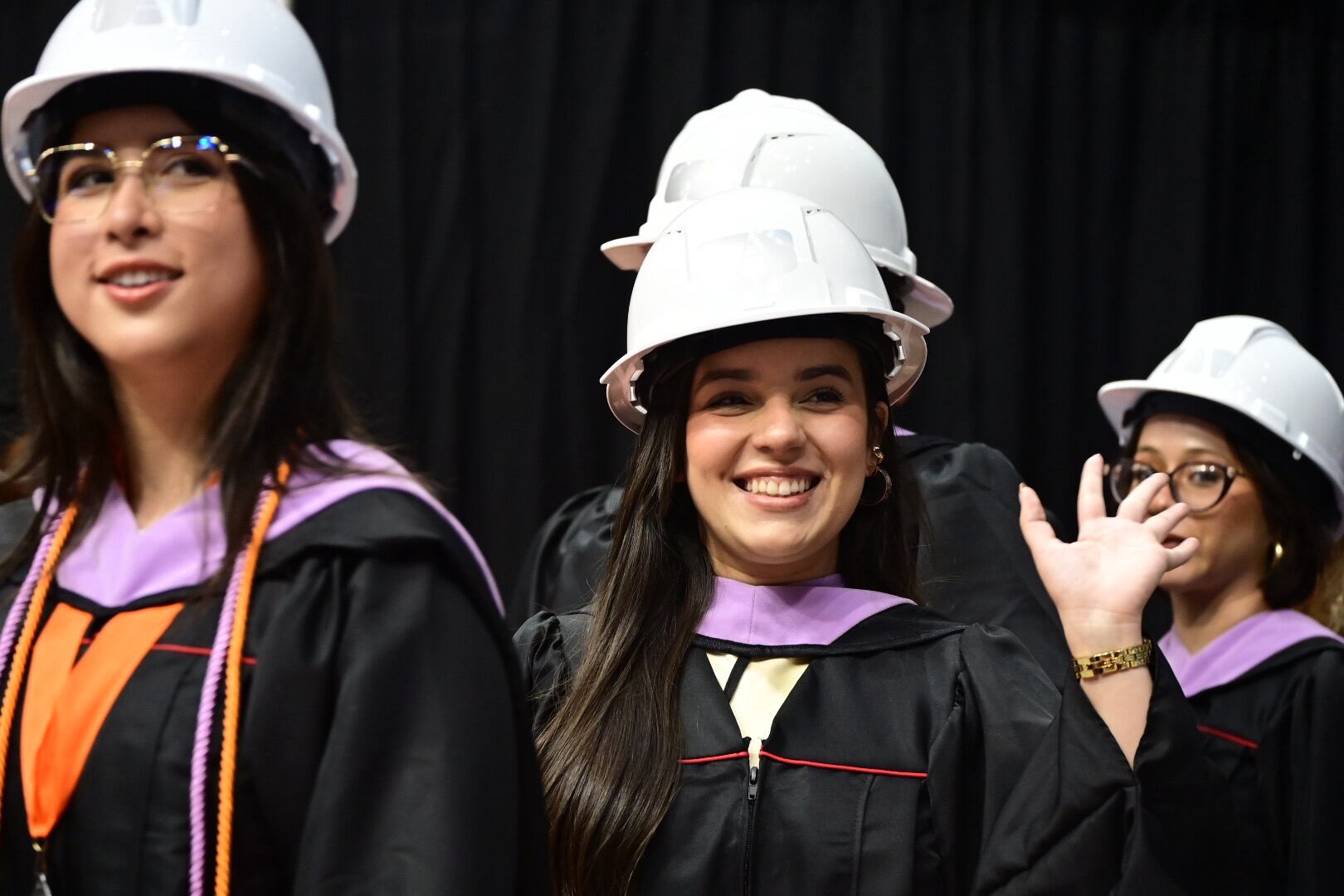 La Universidad de Puerto Rico, Recinto de Río Piedras celebra su Centésima Vigésima Colación de Grados. Coliseo de Puerto Rico. Hato Rey Metro PR 26 de junio de 2025