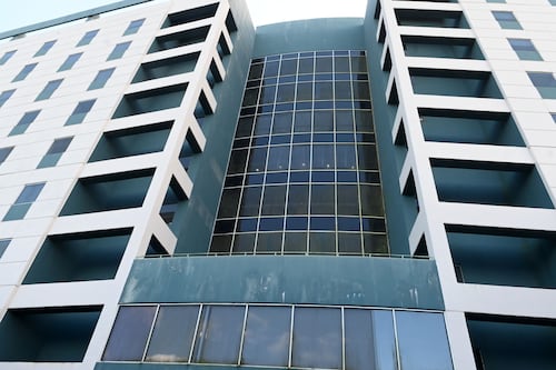 DRNA inicia traslado de especies exóticas a zoológico en República Dominicana