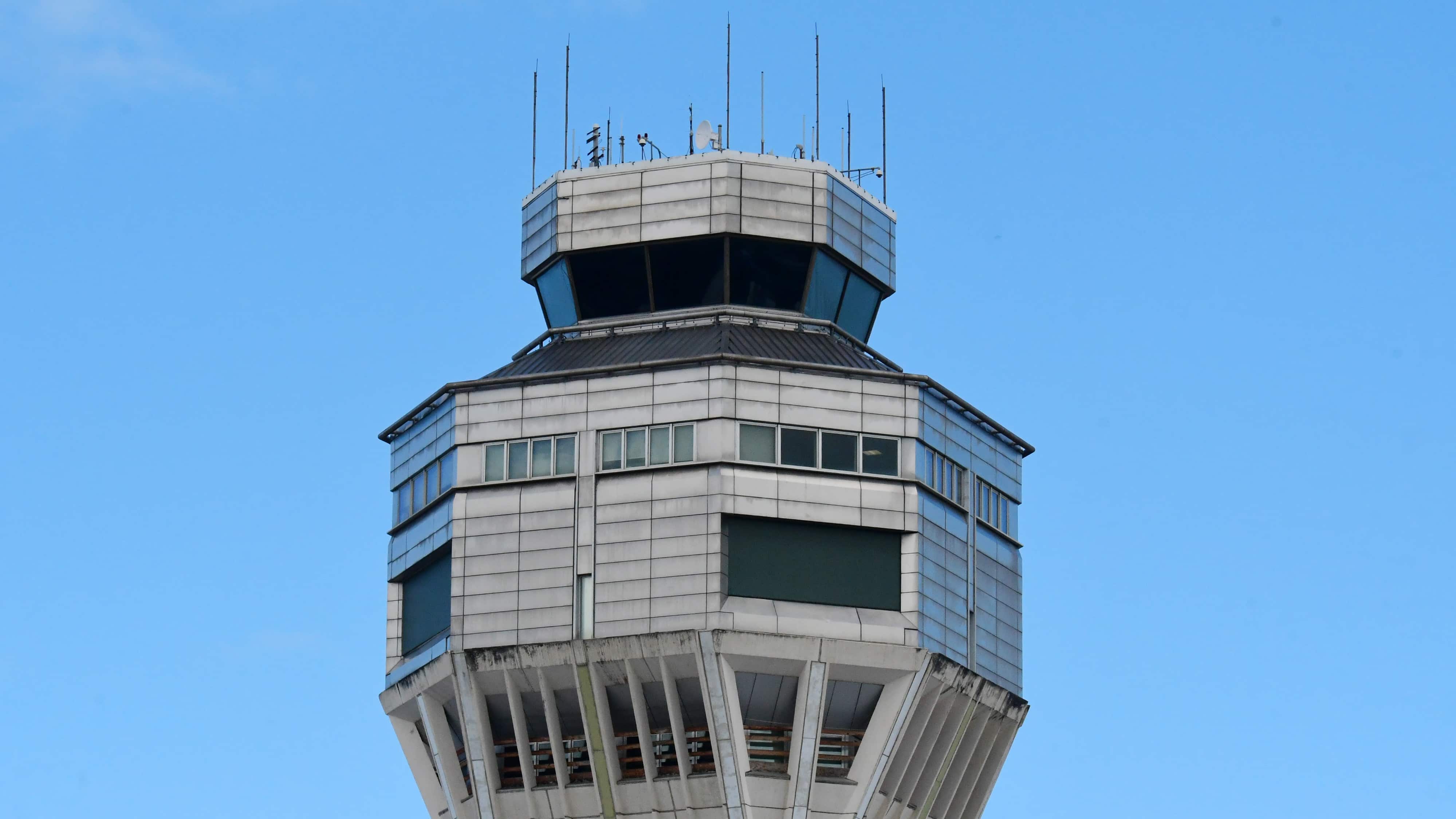 Torre del Aeropuerto de Luis Muñoz Marín