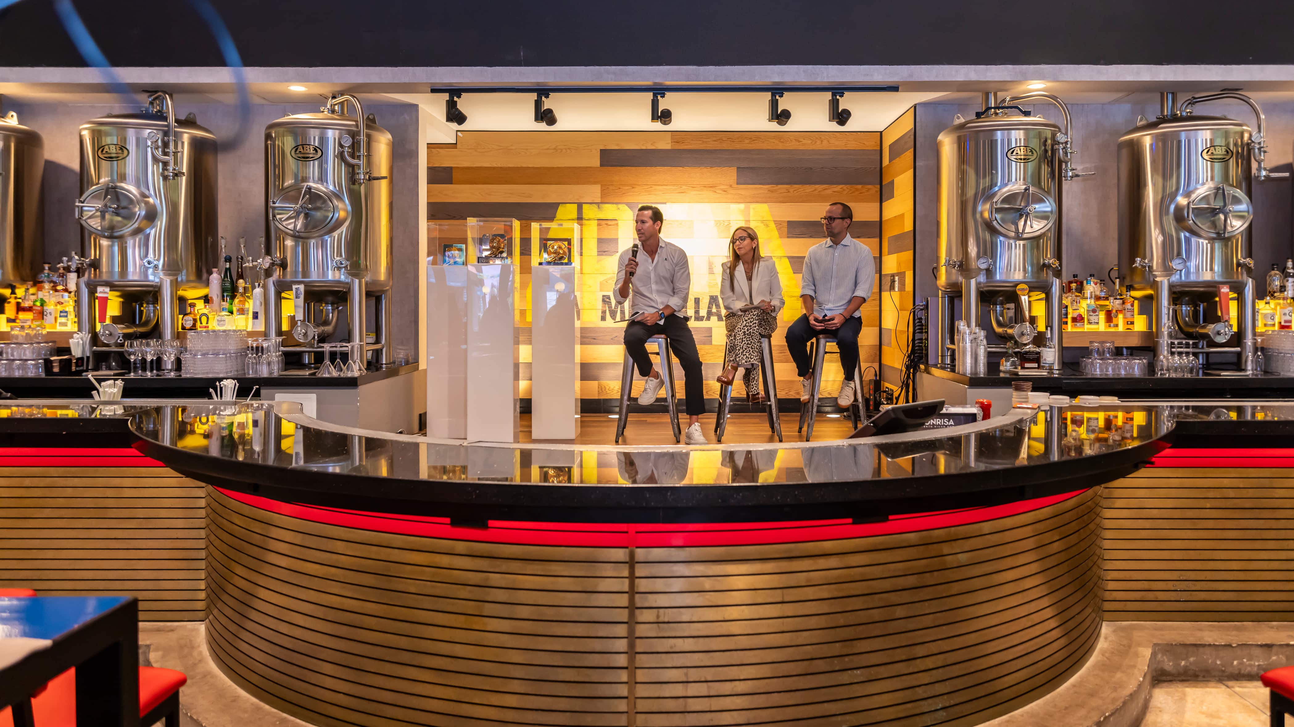 DDB Latina en Medalla Arena.