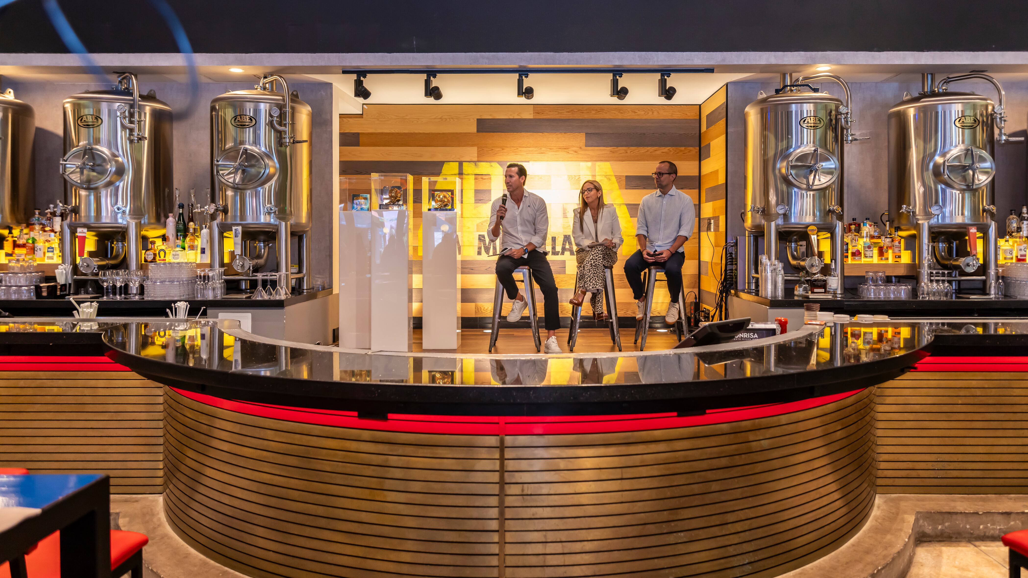 DDB Latina en Medalla Arena.