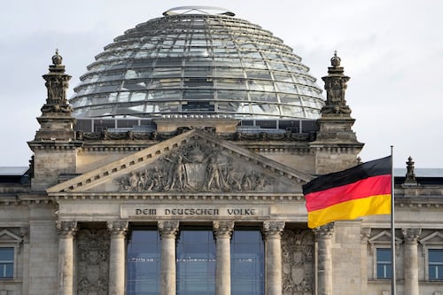 Alemania aprueba ley que facilita obtener la ciudadanía