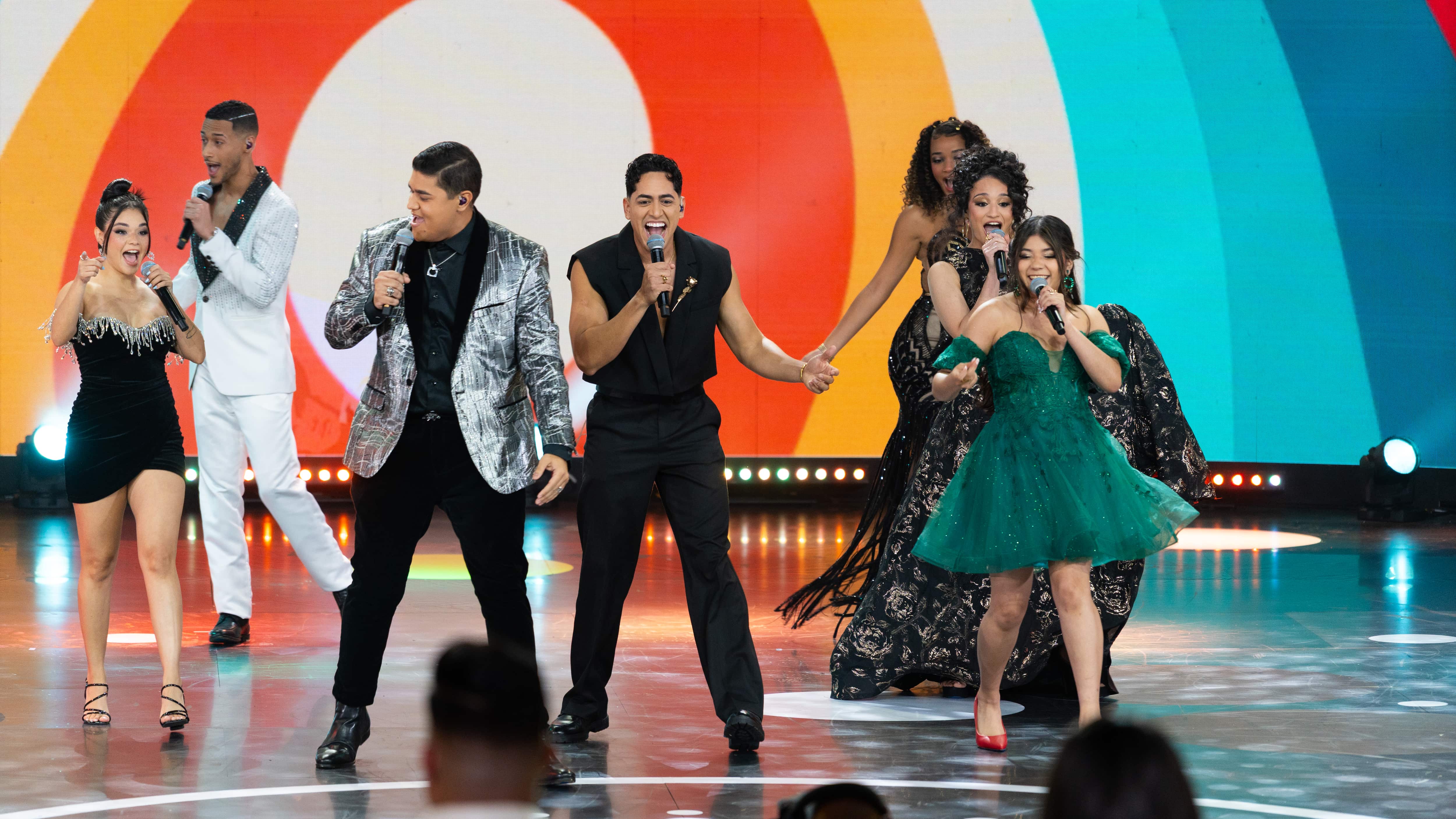 Participantes de "Objetivo Fama 2025" durante la séptima gala, dedicada en Juan Gabriel.