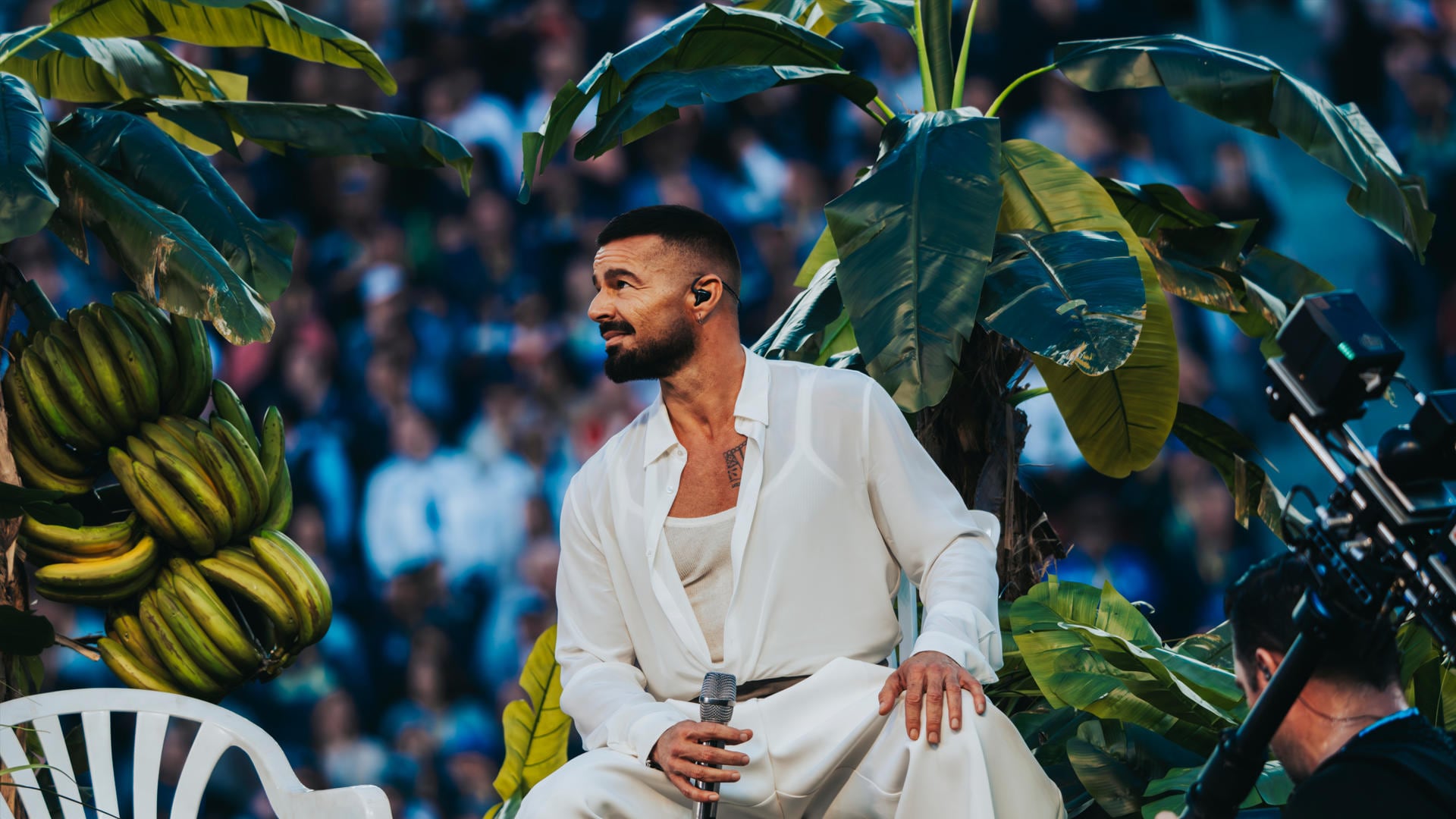 El cantante puertorriqueño Ricky Martín durante la colaboración con Bad Bunny en el descanso del Super Bowl en Santa Clara, California, Estados Unidos. EFE/Acoustyle / SOLO USO EDITORIAL/SOLO DISPONIBLE PARA ILUSTRAR LA NOTICIA QUE ACOMPAÑA (CRÉDITO OBLIGATORIO)