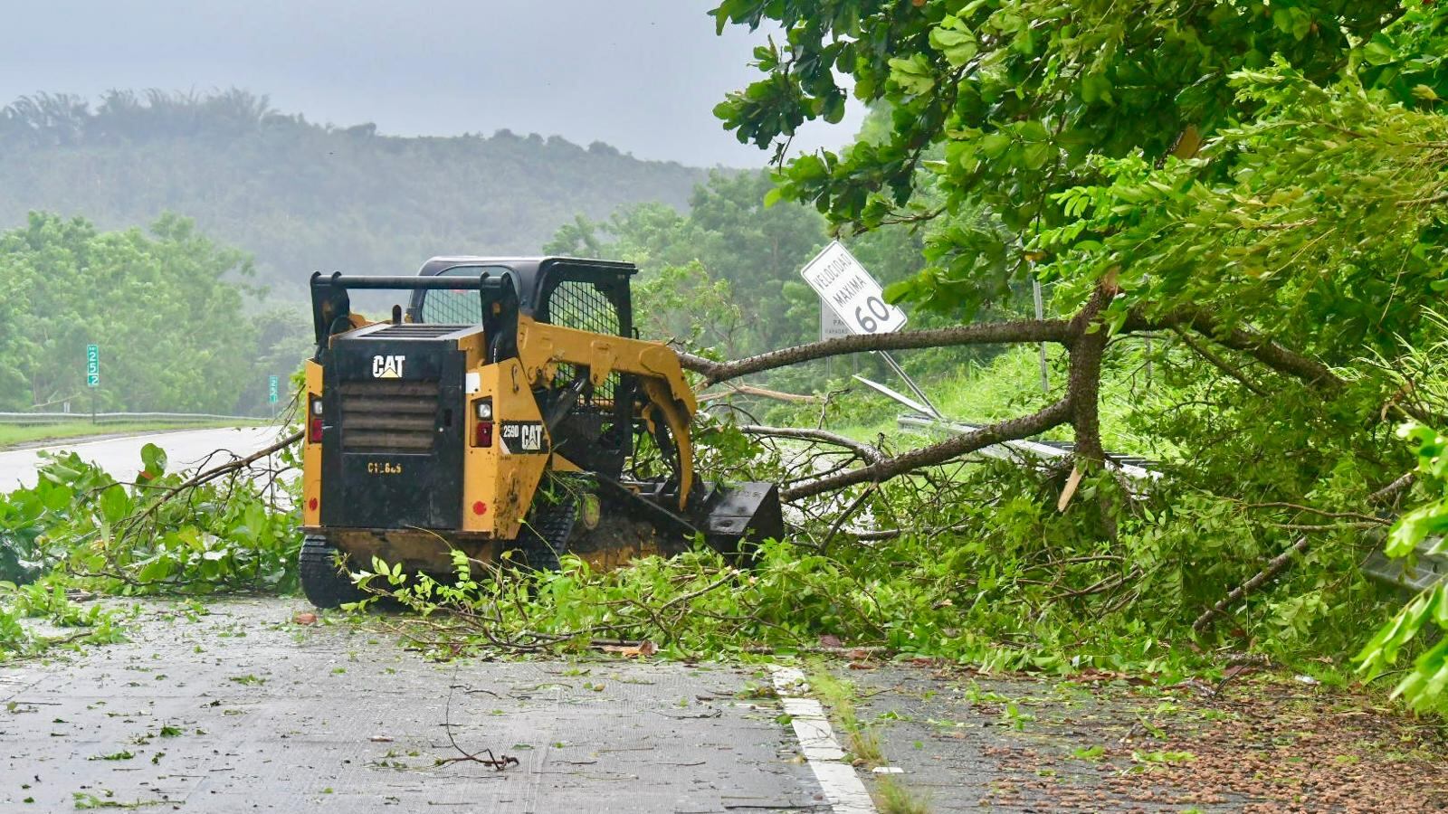 Carreteras afectadas por paso de la tormenta Ernesto